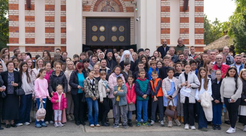 Патријарх Порфирије у Лазарици у Земун пољу: Тек у Христу ми знамо ко смо